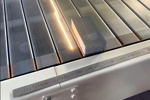 Mga paraan ng paggamot sa ibabaw para sa mga brick ng semento